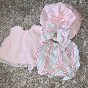 The Beaufort Bonnet Company swing top set